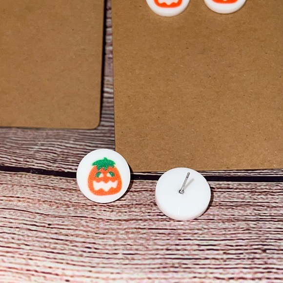 SUPER CUTE HALLOWEEN COOKIE ACRYLIC EARRINGS - Picture 7 of 11